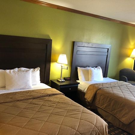 Americas Best Value Inn Maumee/Toledo Extérieur photo