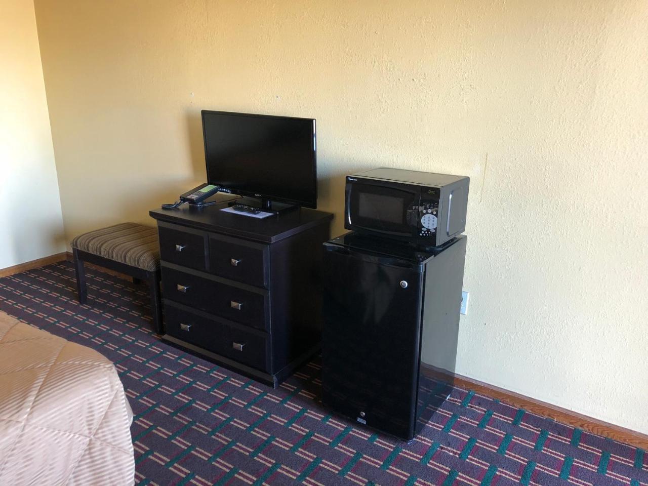 Americas Best Value Inn Maumee/Toledo Extérieur photo